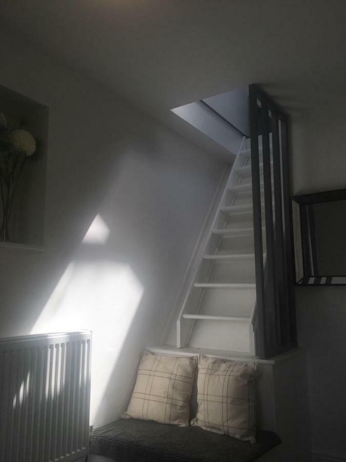 Webb Place 2 Bedroom Apartment ! 크로이던 외부 사진